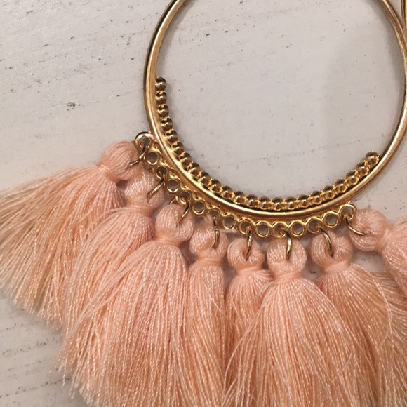 New peach tassel earrings - Picture 3 of 6